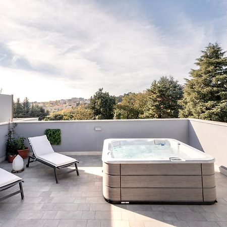 Luxury - Jacuzzi Apartments Near Rome Velletri Exterior photo