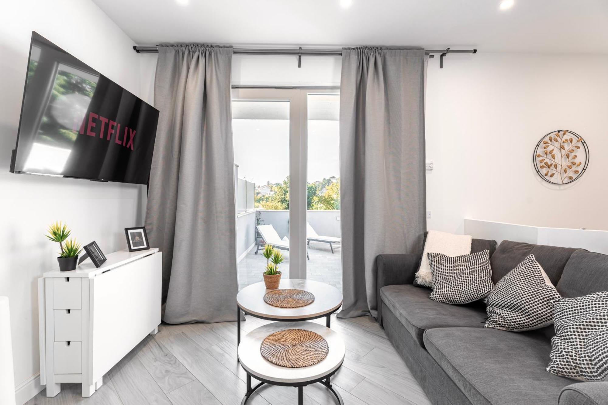 Luxury - Jacuzzi Apartments Near Rome Velletri Exterior photo